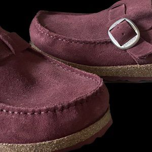 Birkenstock Women's suede clogs,  Wine - size 11 -  New - Never worn